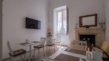 Daily buffet breakfast (EUR 15 per person)