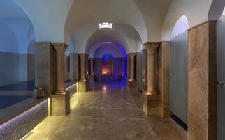 Exfoliaciones corporales, tratamientos faciales, reflexología 