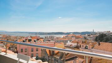 Appartement, 3 chambres, terrasse, vue océan | Vue depuis le balcon
