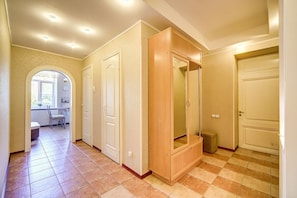 2 bedrooms, desk, soundproofing, iron/ironing board