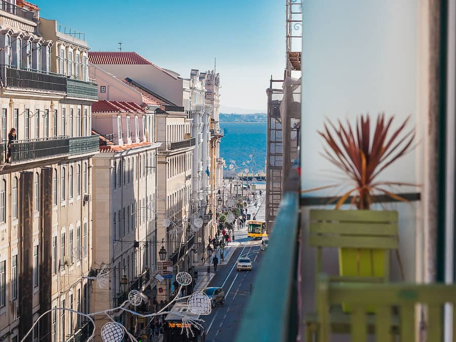 Appartement Club, 2 chambres, balcon, vue fleuve | Balcon