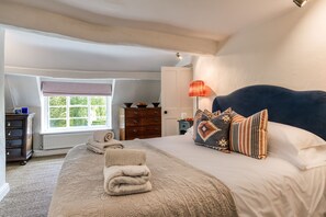 4 habitaciones, internet y ropa de cama 