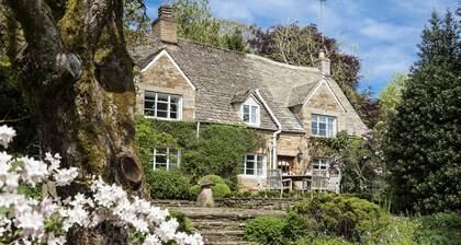 This property has been sympathetically restored to a high standard.