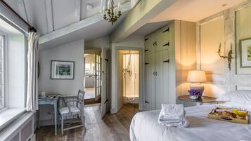 2 bedrooms, Internet, bed sheets