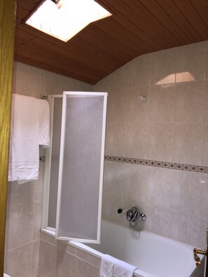 免费洗浴用品、毛巾