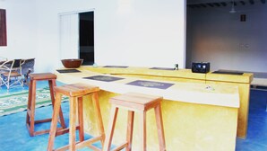 Vila, 3 quartos, piscina particular | Opções para refeição no quarto