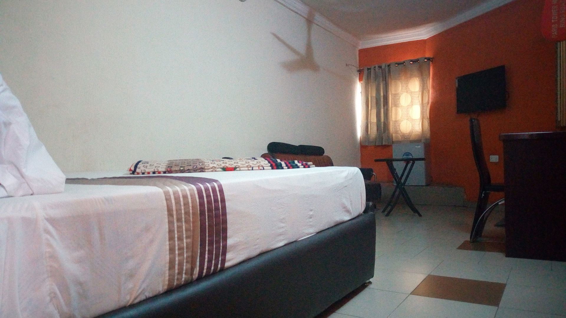 Desk, laptop workspace, free WiFi, bed sheets