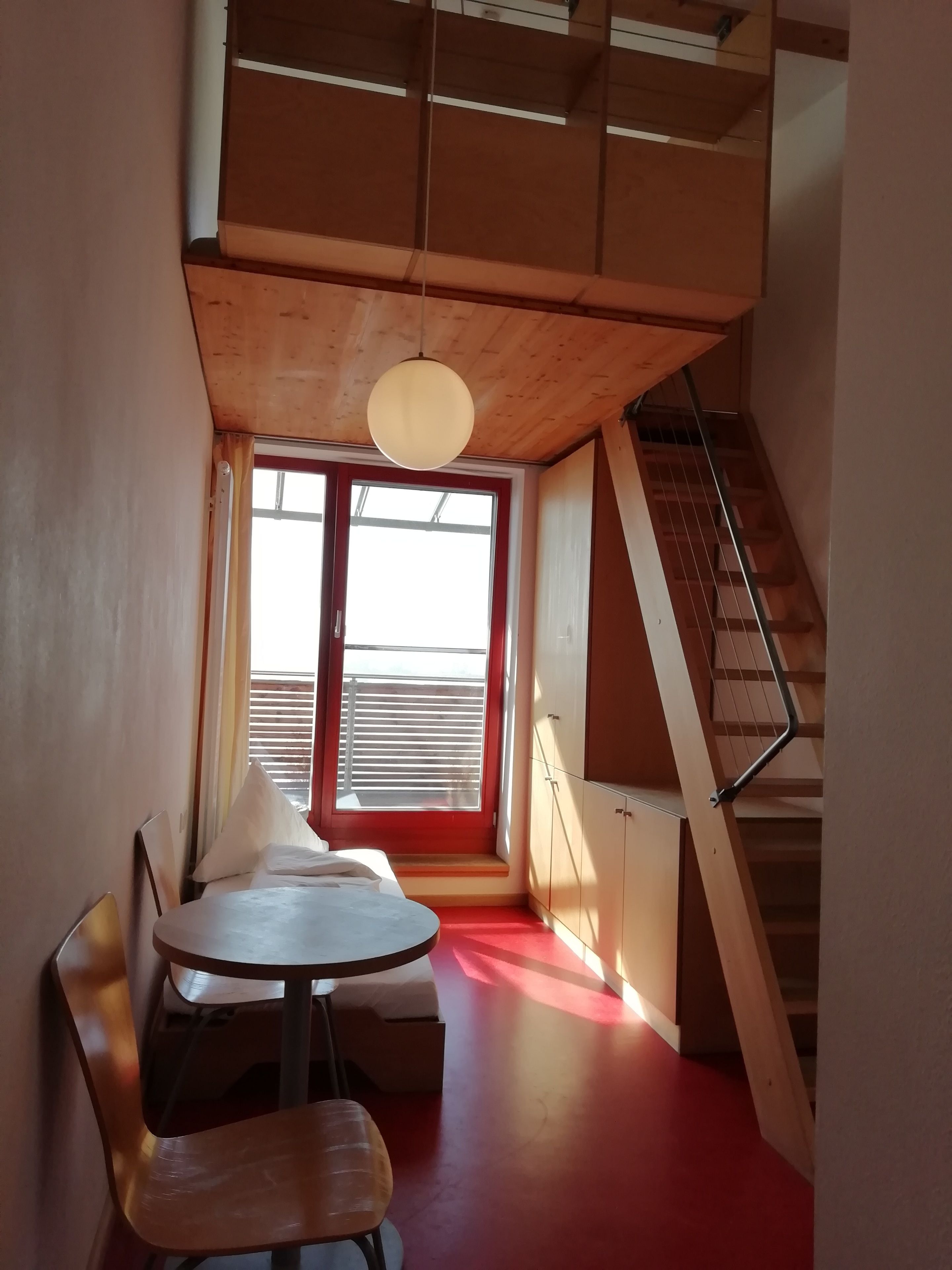 family room 6, balcony, lake view | individually decorated, blackout curtains, free wifi, bed sheets