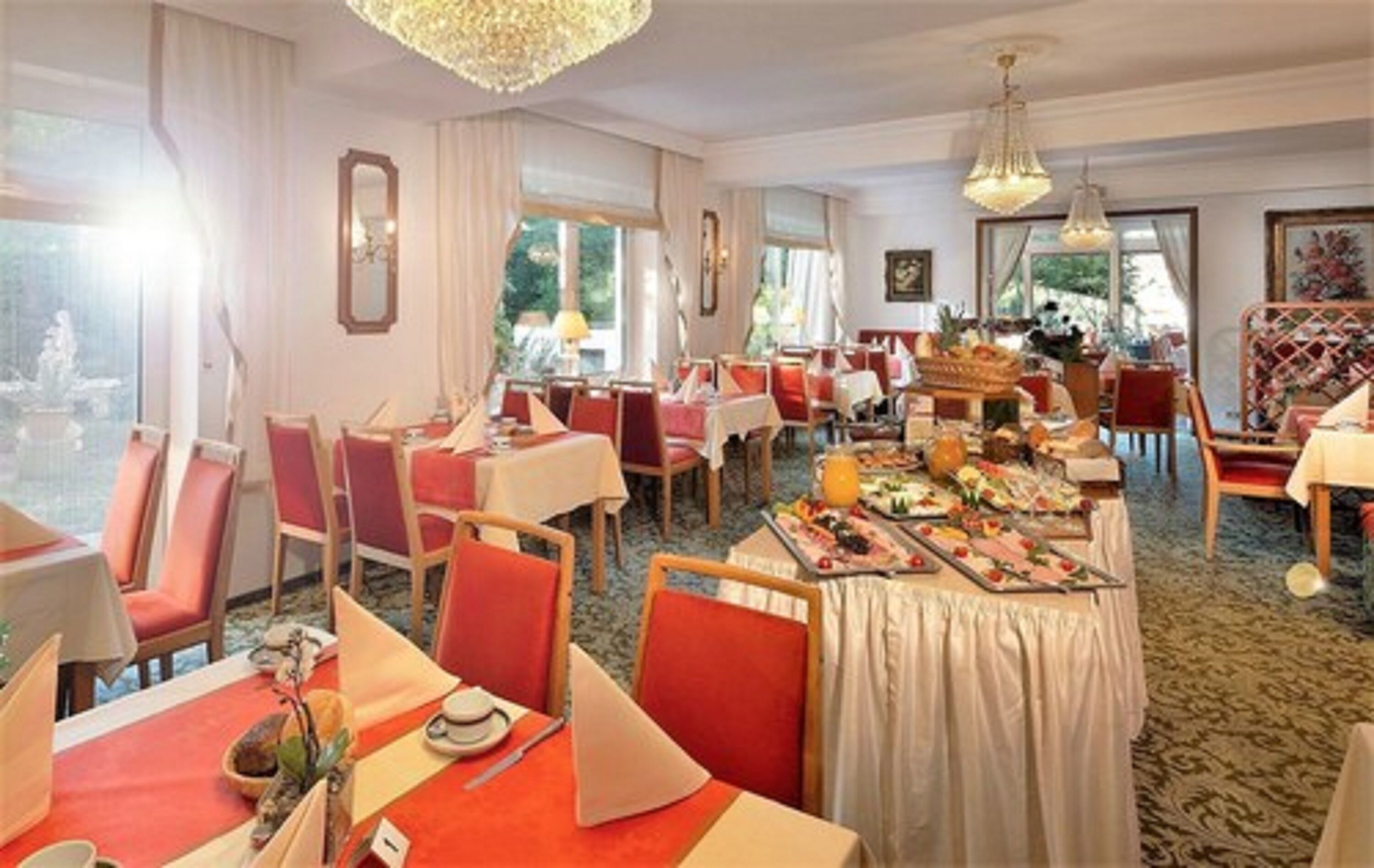 Daily buffet breakfast (EUR 10 per person)