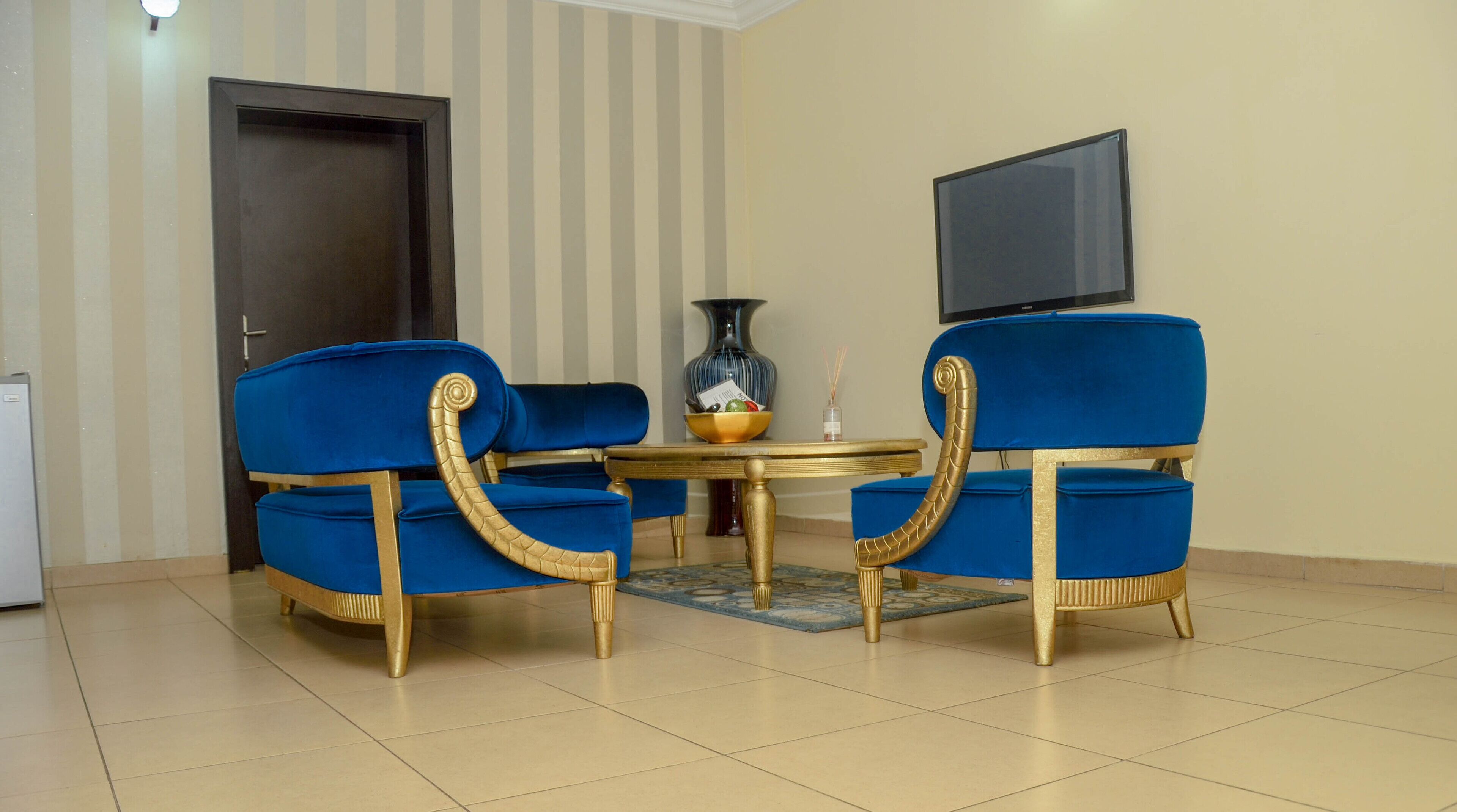 Luksusleilighet, 1 soverom | Oppholdsområde | Flatskjerm-TV