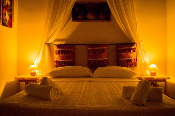 Exclusive Double Room, 1 Double Bed, Non Smoking | Frette Italian sheets, premium bedding, down comforters, desk - B&Bistrot (Naples)