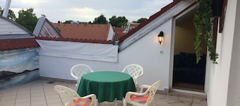 Mary Apartments