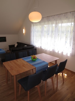 In-room dining - Buche (Ueberlingen)