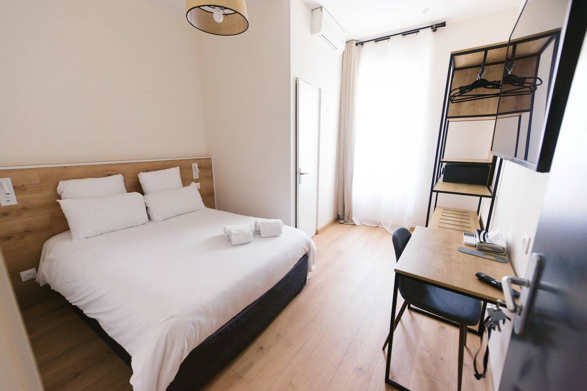 premium room | 1 bedroom, premium bedding, in-room safe, individually furnished