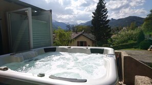 Indendørs/udendørs pool