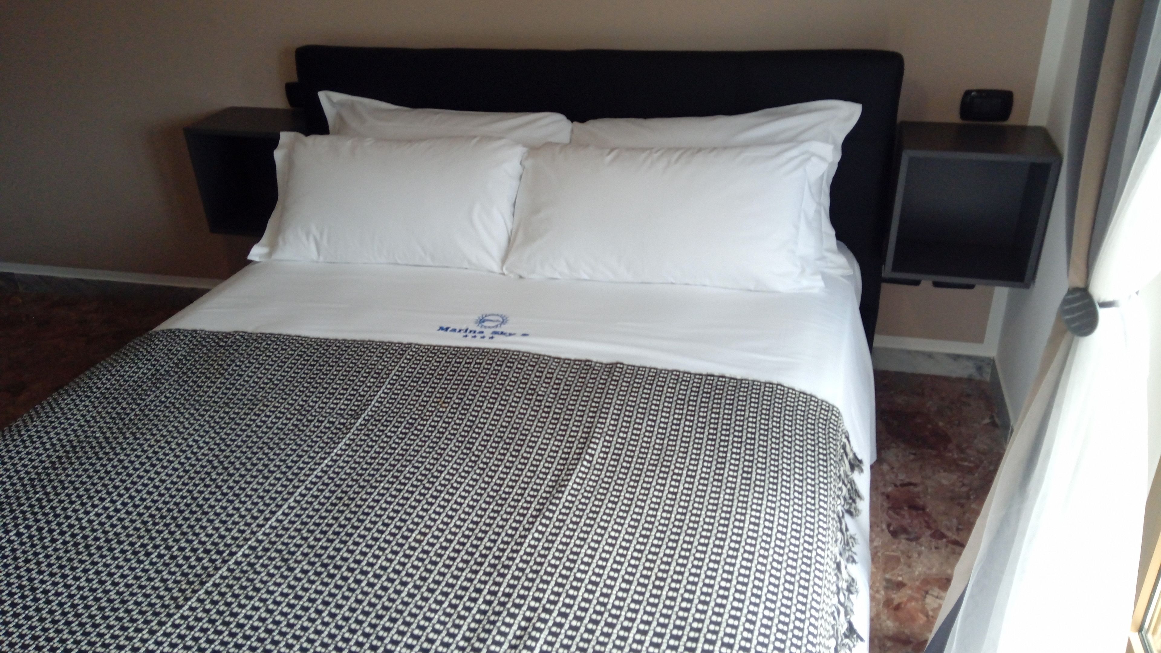 Photo - Marina SKY 8