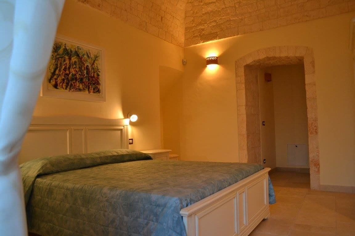 Suite, idromassaggio | Minibar, una cassaforte in camera, una scrivania, insonorizzazione