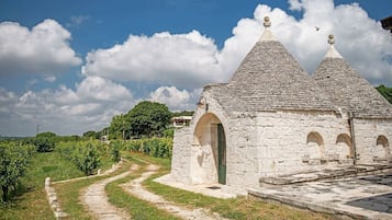 Trullo | Minibar, Zimmersafe, Schreibtisch, schallisolierte Zimmer