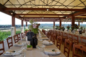 Se sirven desayunos, comidas, cenas y cocina italiana 