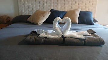 Quarto econômico, 1 quarto | 1 quarto, cofres nos quartos, individualmente decorados