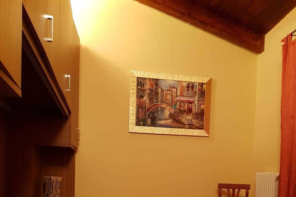 Twin Room, Shared Bathroom | Iron/ironing board