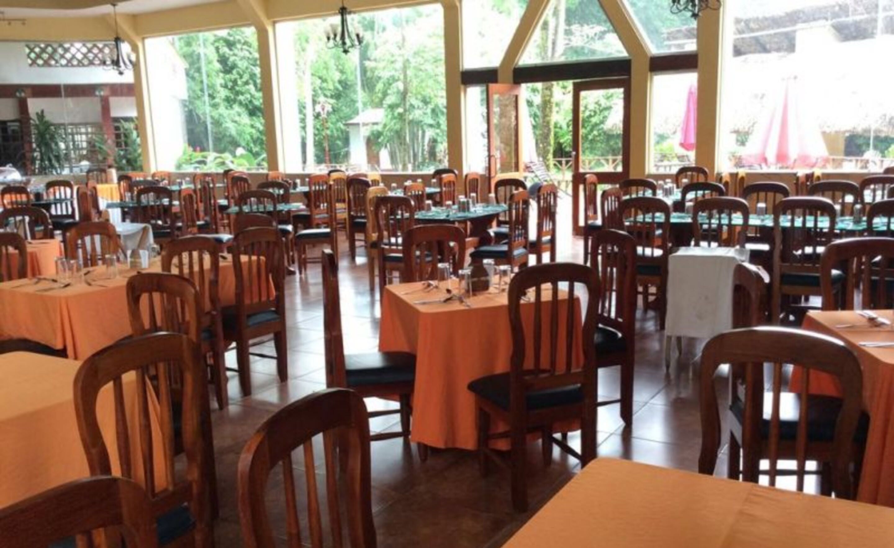 Se ofrece un desayuno a la carta todos los días (por un coste adicional)