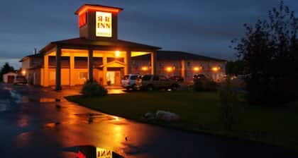 R & R Inn & Suites