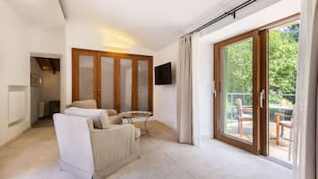 Junior-suite - terrasse | 1 soveværelse, premium-sengetøj, dundyner