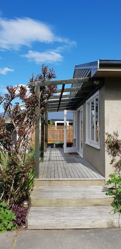 Holiday House with Style - Geraldine Retreat