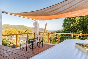 Property grounds - Country Villa Kalimera | Private Hilltop Villa in Skopelos with Pool & Views (skopelos)