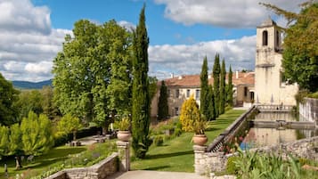 Jardines del alojamiento
