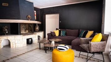 TV, fireplace, DVD player, foosball