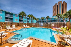 Pool - Condo with parking and location near the beach, pools, amazing views (Gulf Shores)