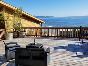 Property grounds - Newly renovated, immaculate ocean view home. Walking distance to the beach! (Oceanside)