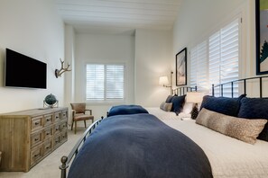 2 bedrooms, WiFi, bed sheets