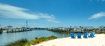 Waterfront condo w/ shared pool, tennis, & sauna - near the beach