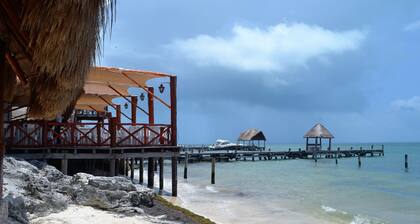 Schlaf 16 !! Kostenlose Abholung vom Flughafen! ISLA FERRY! Paradies auf dem Dach / Aussicht / Pool / WiFi