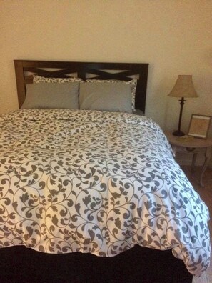 3 bedrooms, WiFi, bed sheets