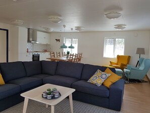 Comfort Apartment, Multiple Beds, Terrace, Lake View | Iron/ironing board, free WiFi, bed sheets - Den Sovande Älgen (Markaryd)