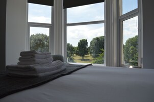 슈피리어 더블룸, 더블침대 1개, 공원 전망 | 고급 침구, 다리미/다리미판, 무료 WiFi, 침대 시트