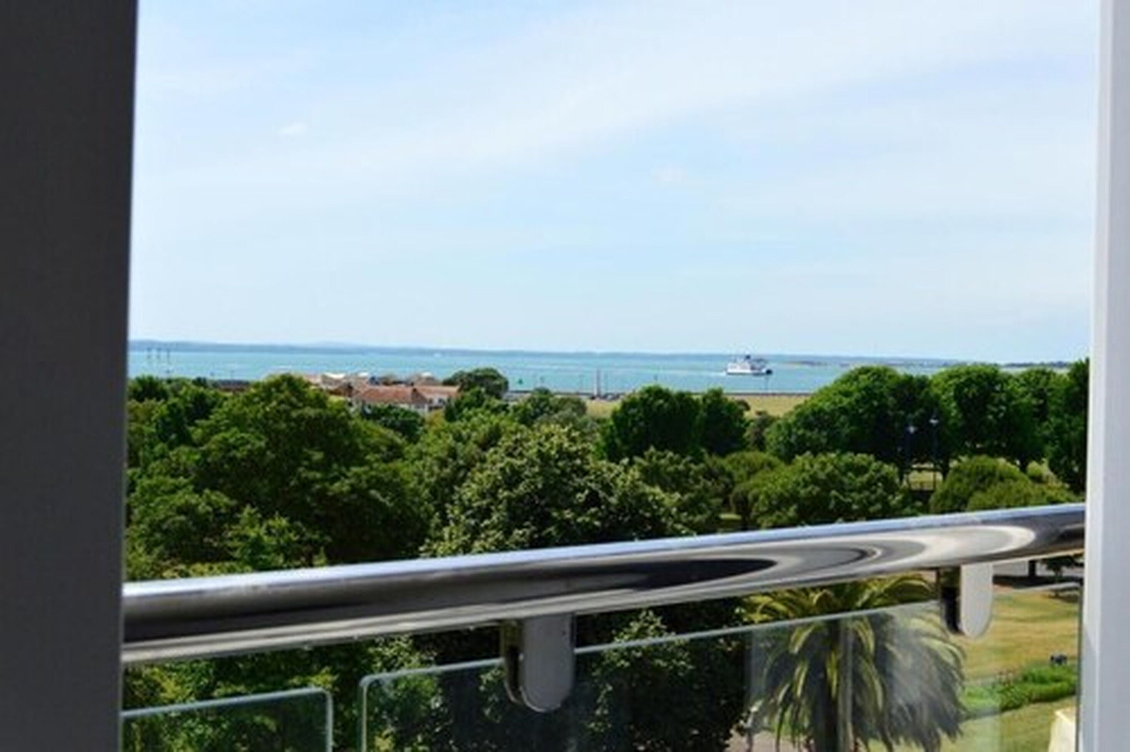 Phòng Cao cấp, 1 giường đôi, quang cảnh biển | Quang cảnh ban công