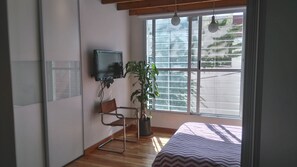 Comfort House, 2 Bedrooms, Private Bathroom