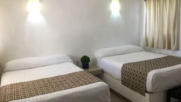 Chambre Double, 2 lits doubles, vue plage | 1 chambre, bureau, Wi-Fi gratuit