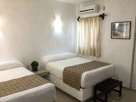 1 habitación, escritorio y wifi gratis 