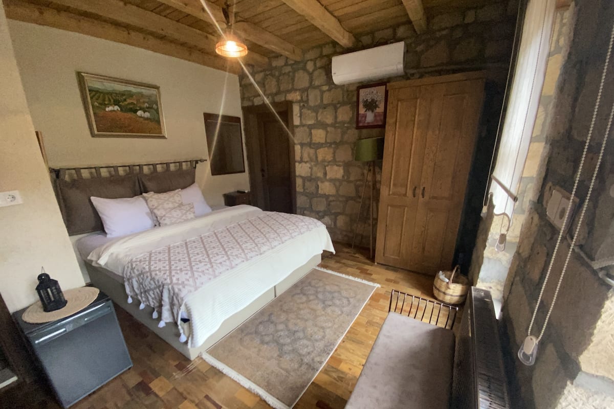 Family Double Room | Premium bedding, minibar (some free items), desk, laptop workspace
