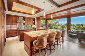 Huvila, 4 makuuhuonetta (3) | Majoituspaikan mukavuudet