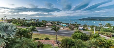 House, 4 Bedrooms | View from room