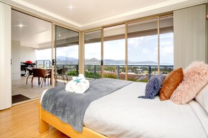 Apartment, 2 Bedrooms | 2 bedrooms, free WiFi, bed sheets