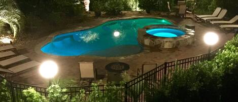 Piscine extérieure, piscine chauffée