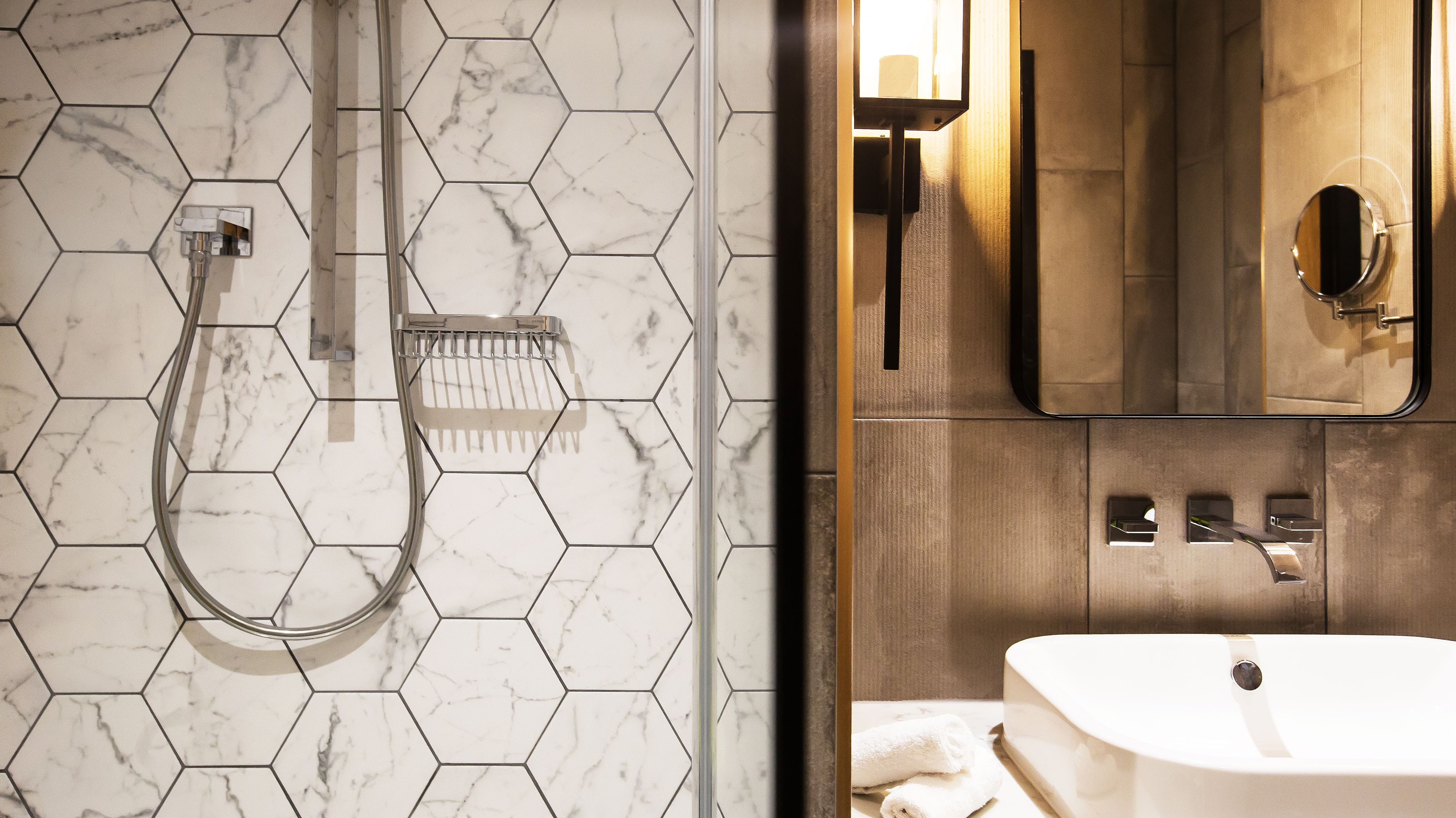 shower, rainfall showerhead, free toiletries, hair dryer